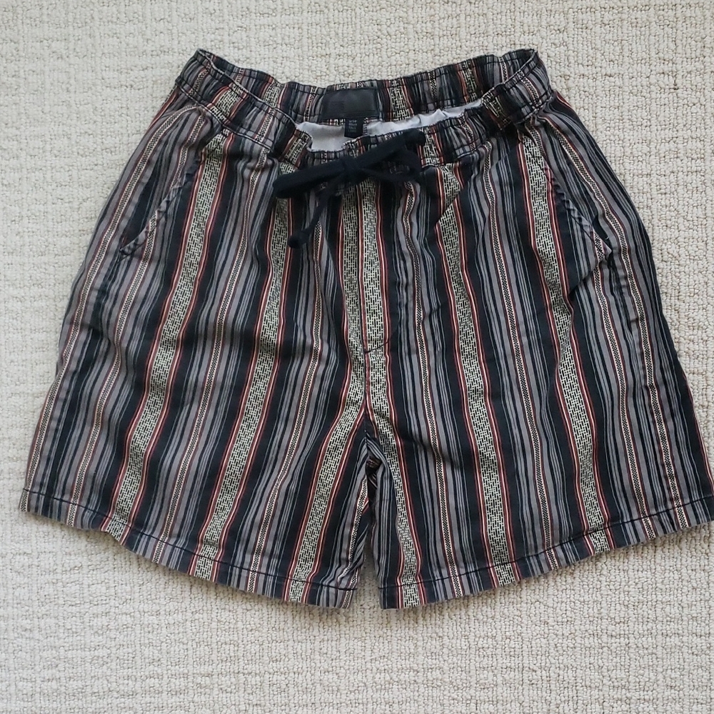Men's Casual Striped Drawstring Shorts - Black & Multicolor